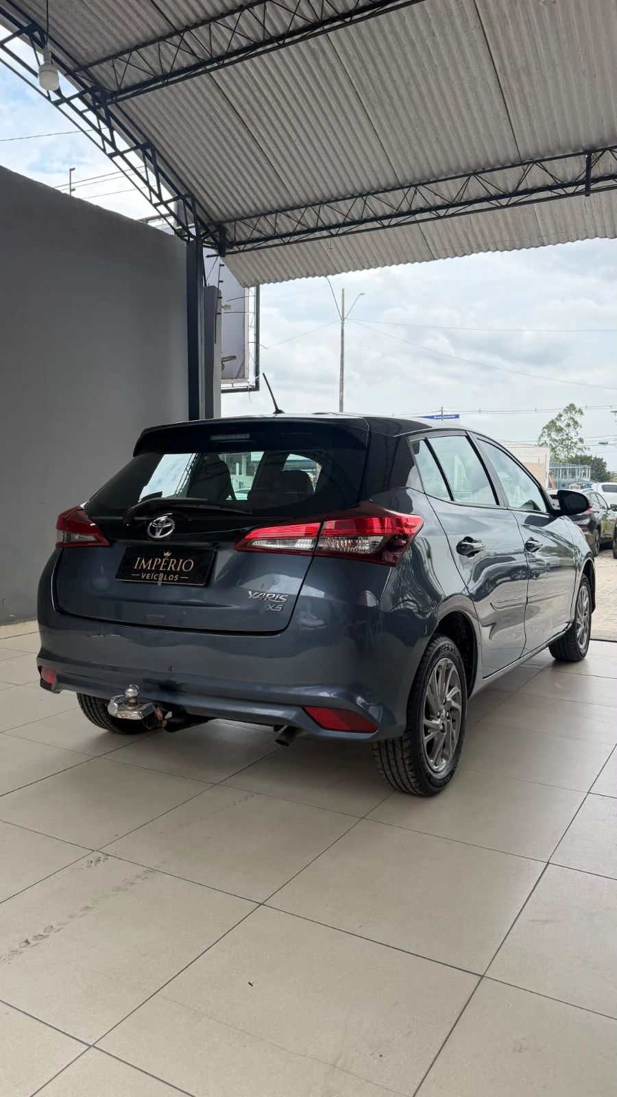Toyota YARIS 2023, cor azul, foto 3 de 9