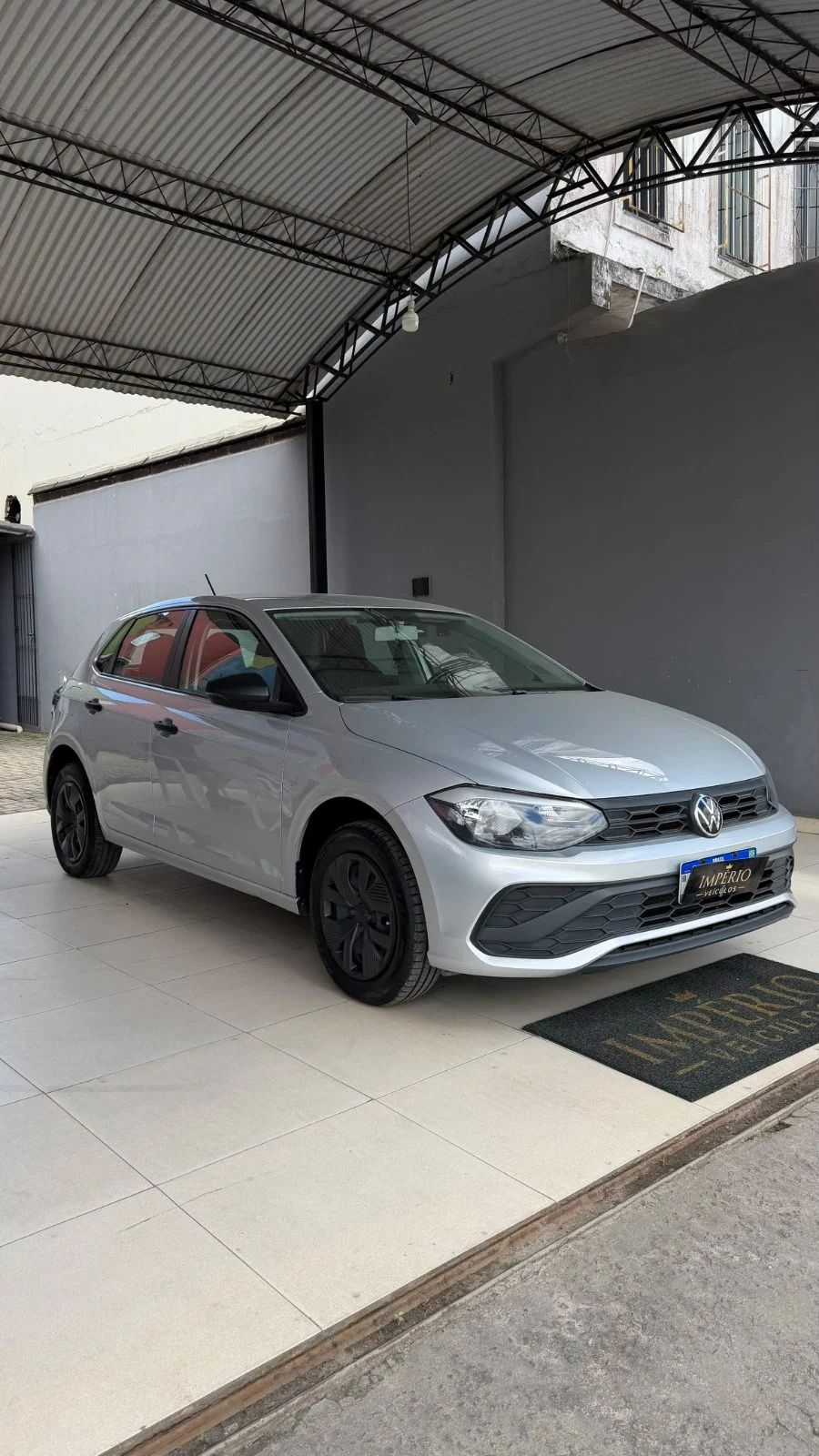 VolksWagen Polo 2025, cor prata, foto 2 de 7