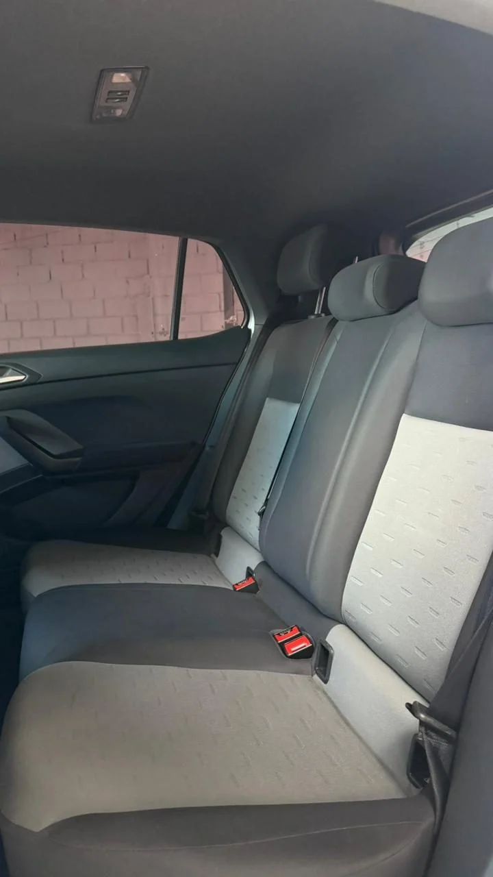 VolksWagen T-Cross 2024, cor prata, foto 5 de 7