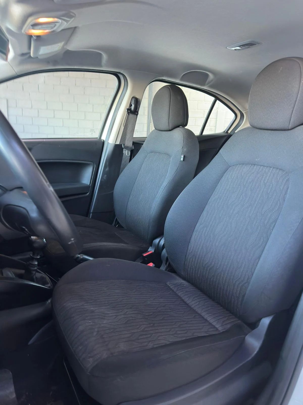 Fiat CRONOS 2024, cor branca, foto 4 de 7