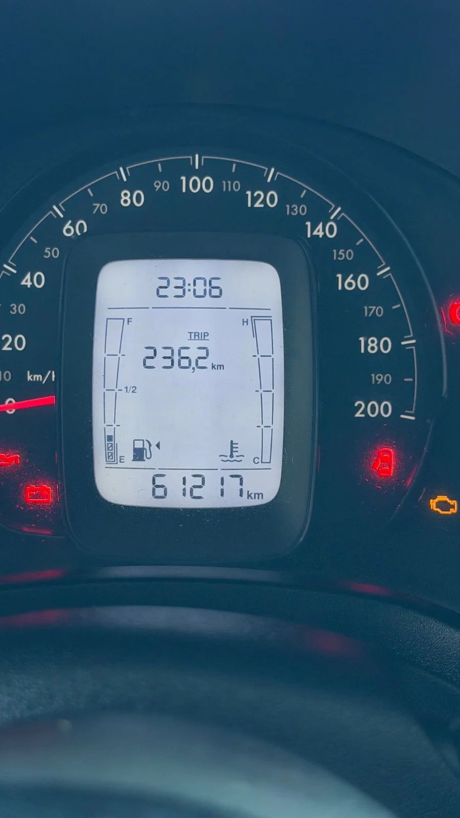 Fiat Strada 2023, cor branca, foto 7 de 7