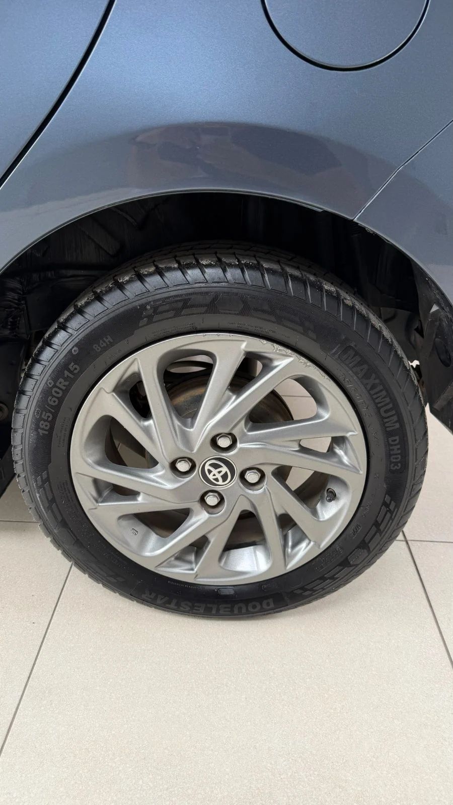 Toyota YARIS 2023, cor azul, foto 9 de 9