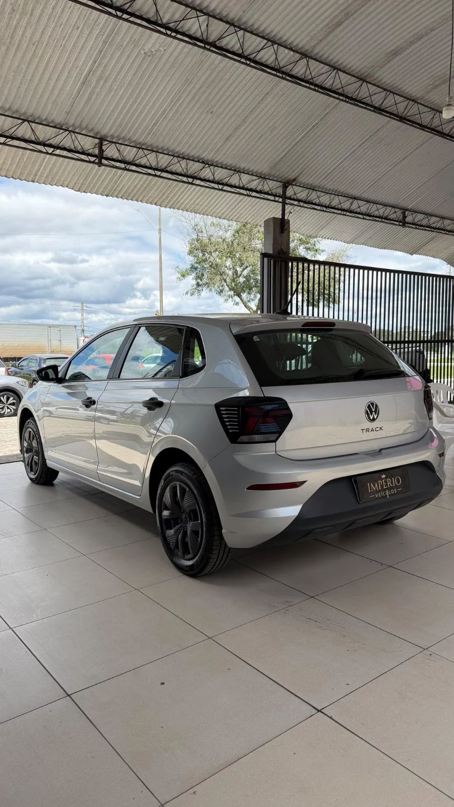VolksWagen Polo 2025, cor prata, foto 3 de 7