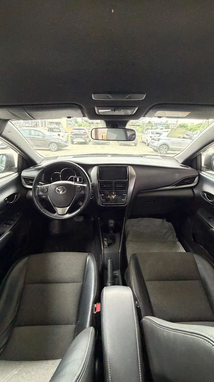 Toyota YARIS 2023, cor azul, foto 7 de 9