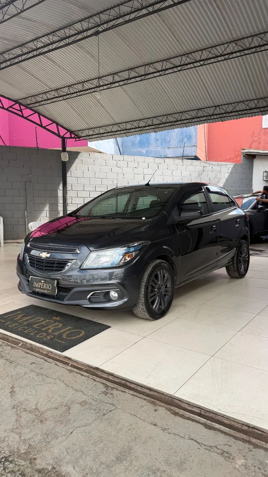 Chevrolet ONIX 2016, cor cinza, foto 1 de 7